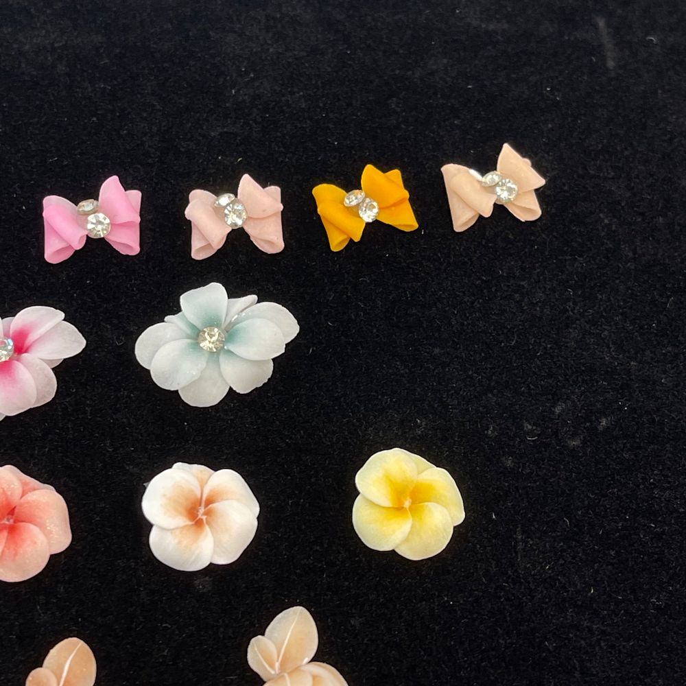 handmade acrylic 3D nail flowers - 10